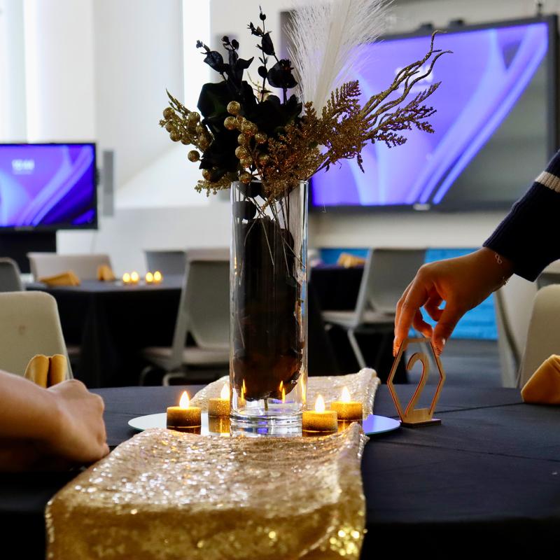 Setting places on a table